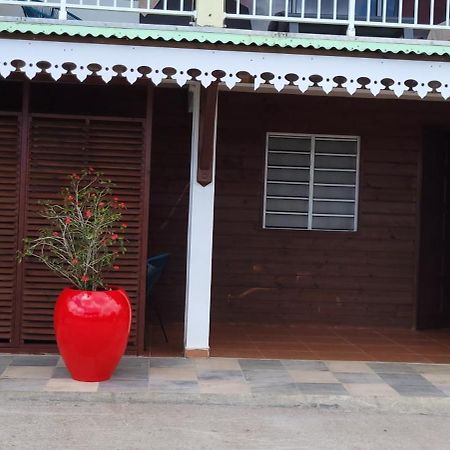 Ericka Et Francois Apartment Quartier Monplaisir Екстериор снимка